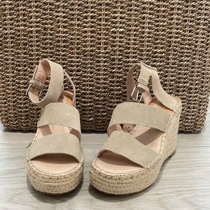 Dolce Vita: espadrilles wedge sandals - stone size 7